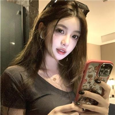 红色